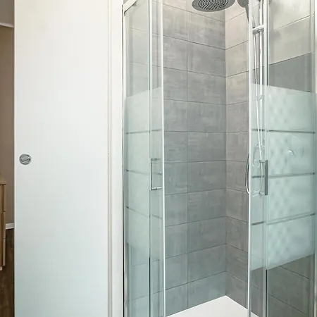 Giovio41-a Due Passi Dal Centro Como