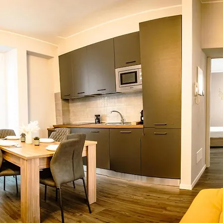 Giovio41-a Due Passi Dal Centro Apartman Como