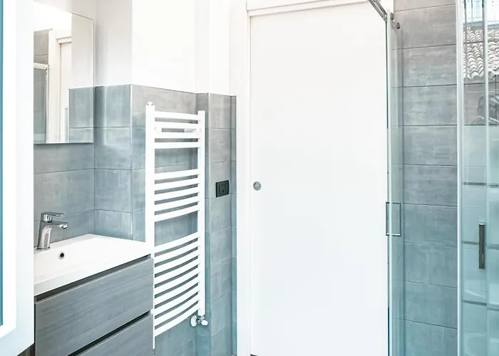 Giovio41-a Due Passi Dal Centro * 코모