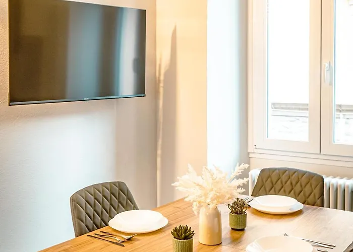 Giovio41-a Due Passi Dal Centro * 코모